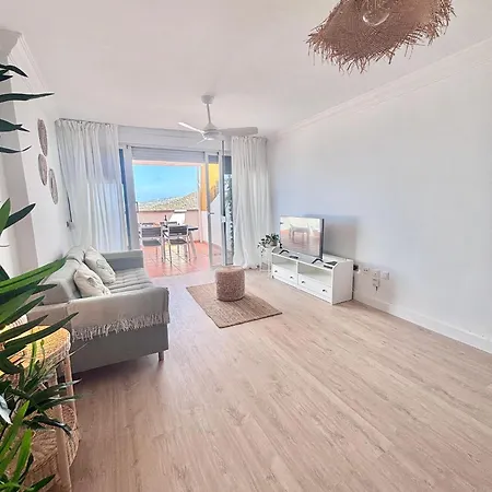 Ocean View Haven, Perla Del Mar