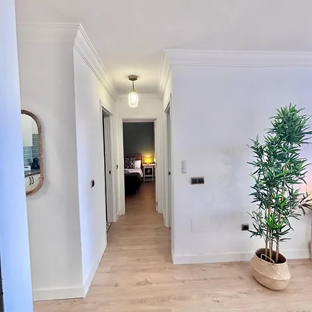 Ocean View Haven, Perla Del Mar